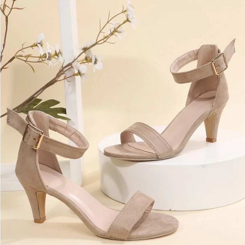 Cute Heeled Sandals